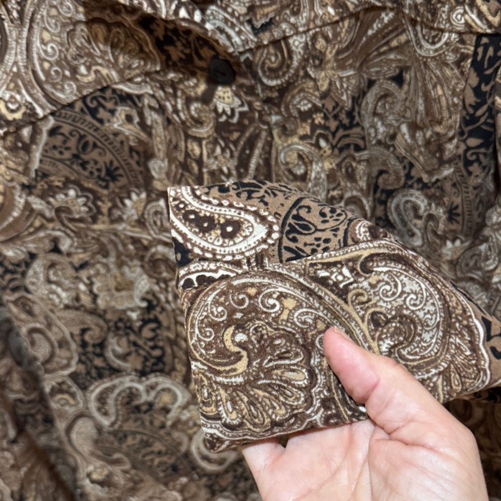 Christopher & Banks Brown Paisley jacket/top Size Medium A003 - Picture 4 of 9